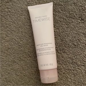 Mary Kay Moisture Renewing Gel Mask